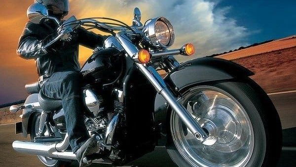 К чему снится мотоцикл по сонникам Миллера, Цветкова