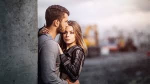 К чему снятся объятия по соннику Миллера, Фрейда, Цветкова