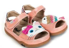 К чему снится детская обувь по сонникам Миллера, Фрейда, Цветкова, Лоффа