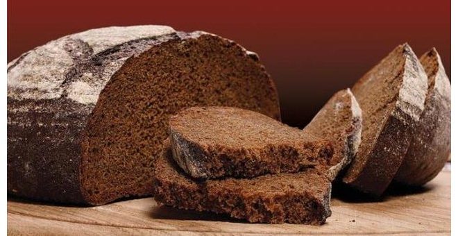 К чему снится чёрный хлеб, можно узнать, заглянув в сонники.
