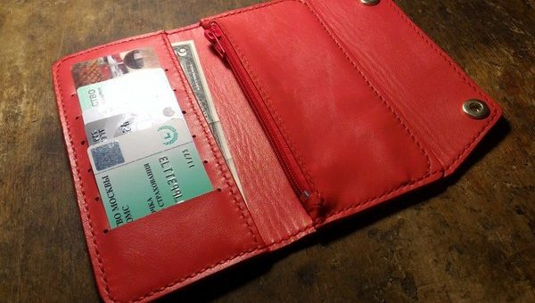 Как выбрать кошелек в котором всегда будут деньги