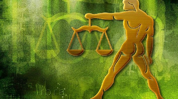 Что приготовил гороскоп Весам на октябрь 2018 года