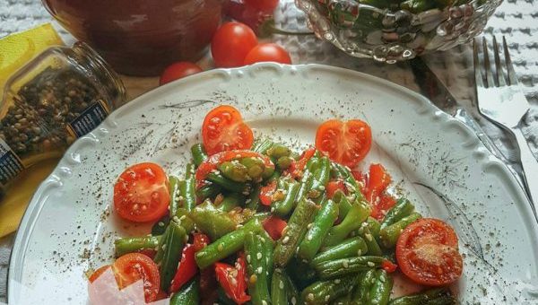 Очень вкусные постные салаты: 12 рецептов, которые понравятся каждому