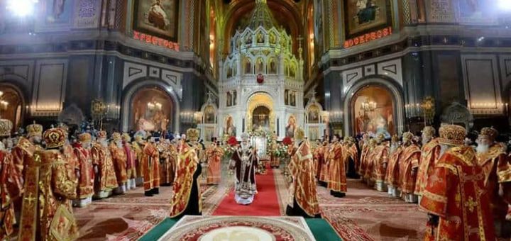 Как вести себя в православной церкви: советы и рекомендации