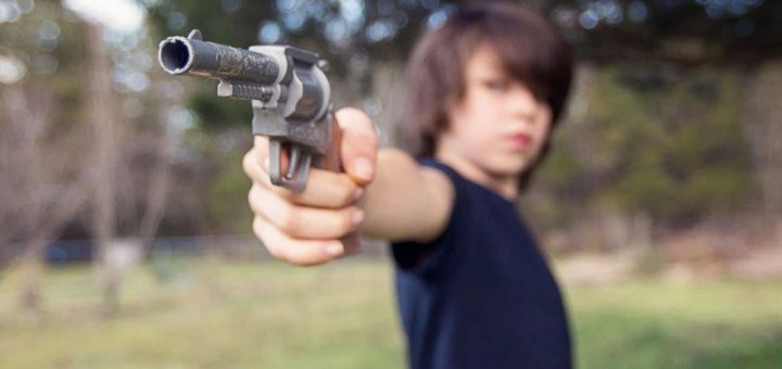 К чему снится пистолет - сонник