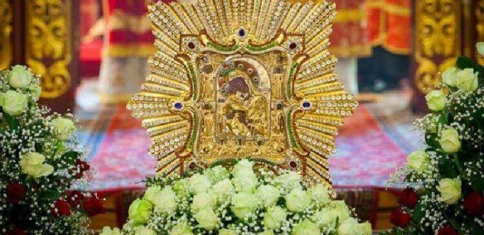 Почаевская икона Божией Матери — самая почитаемая верующими чудотворная святыня