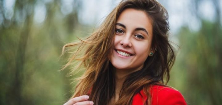 Улыбка судьбы: 4 Знакам Зодиака повезет в конце весны после череды проблем